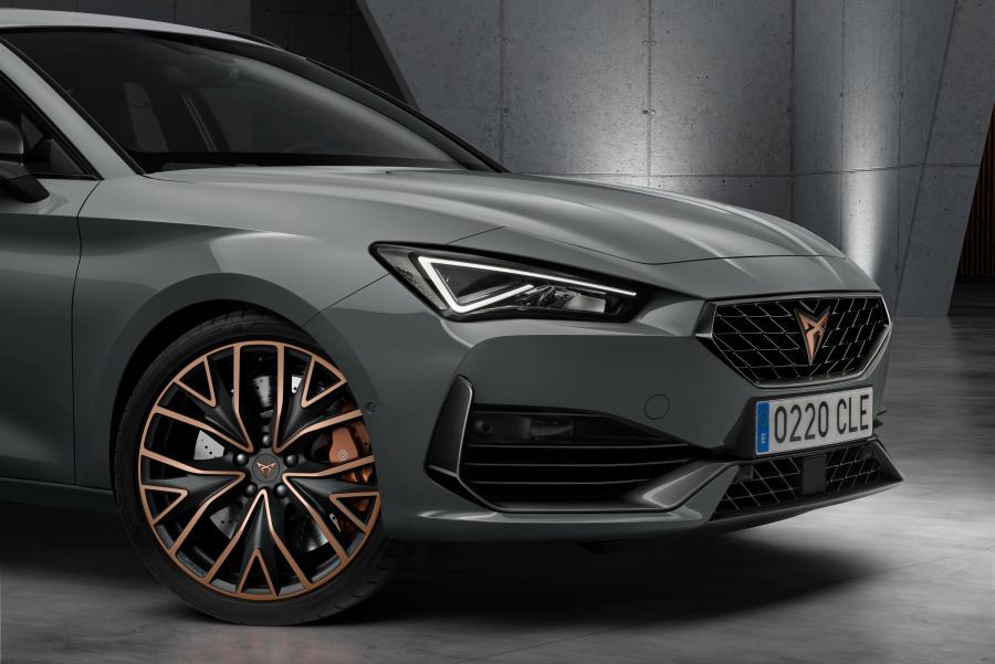 Детали экстерьера Cupra Leon Sportstourer 2020 года  (WW) (фото 6 из 10)